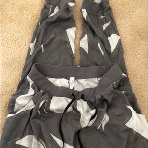 Lululemon joggers